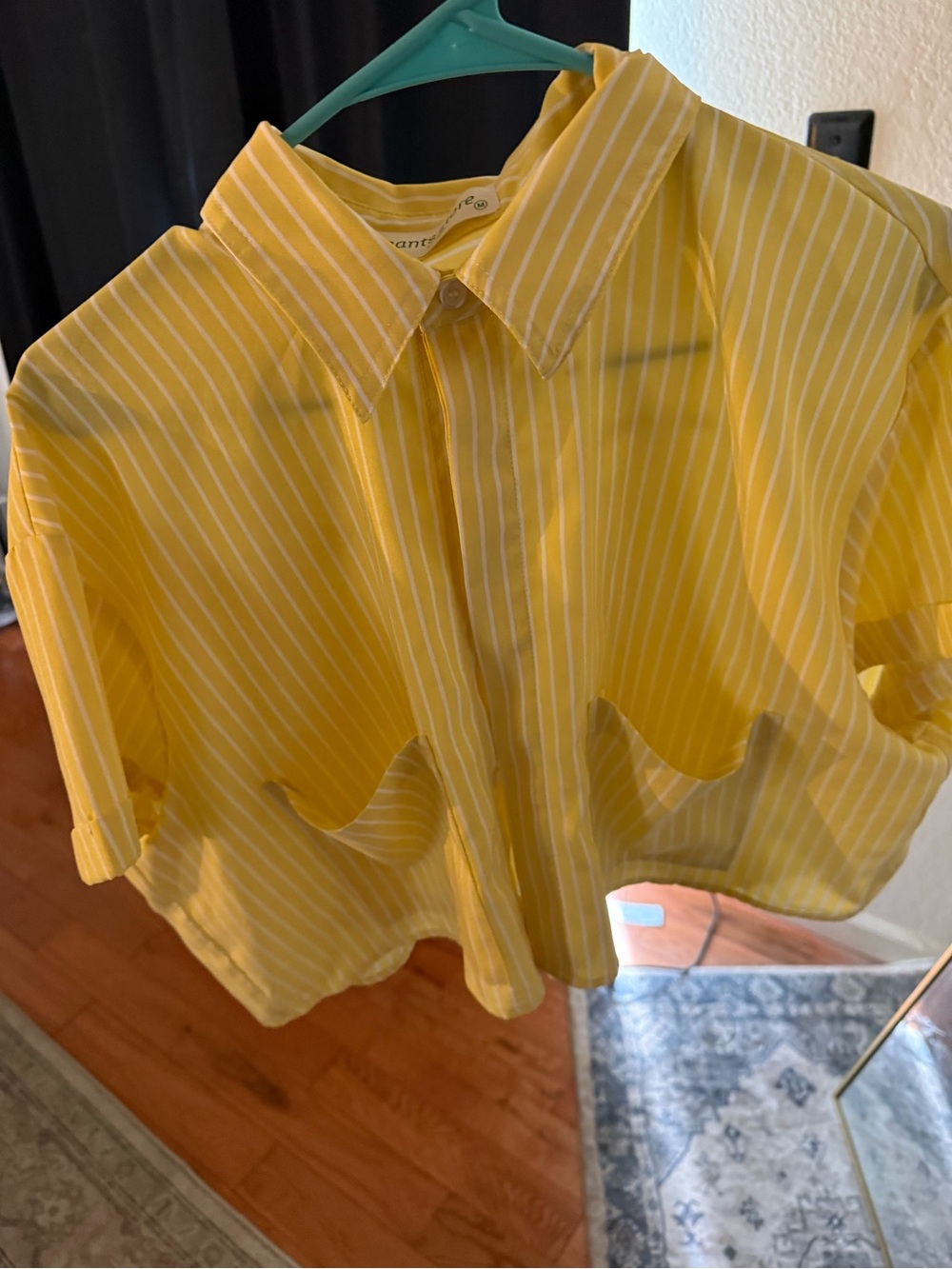 Pants Store Yellow Stripe Button-Front Women's Top Short sleeve size medium